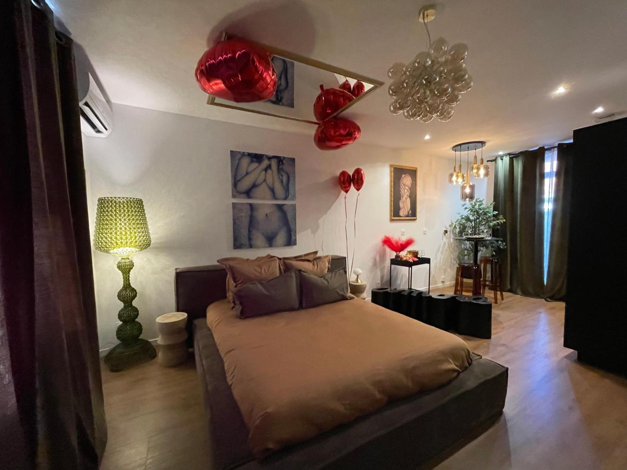 Love Room Casa Amore Prades  Exterior photo